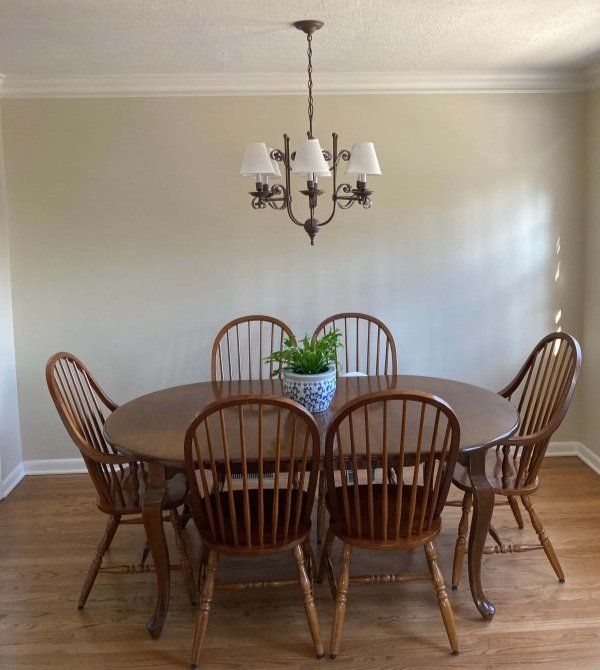 How To Decorate Large Dining Room Wall